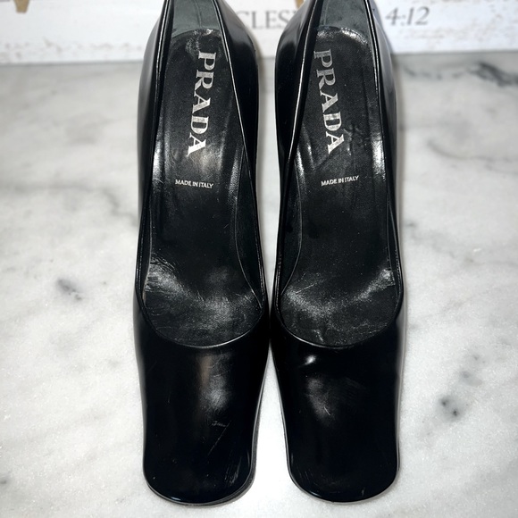 Prada Leather Heels - Picture 1 of 8